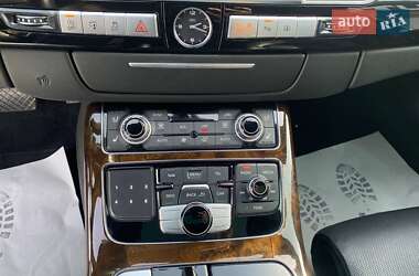 Седан Audi A8 2014 в 