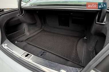 Седан Audi A8 2016 в 