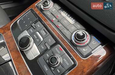 Седан Audi A8 2013 в 