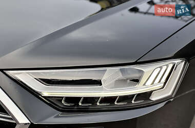 Седан Audi A8 2019 в 