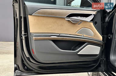 Седан Audi A8 2019 в 