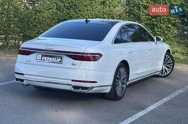 Седан Audi A8 2020 в 