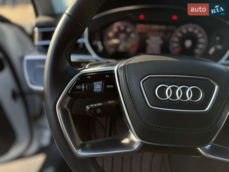 Седан Audi A8 2020 в Киеве