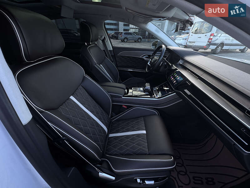 Седан Audi A8 2020 в Киеве