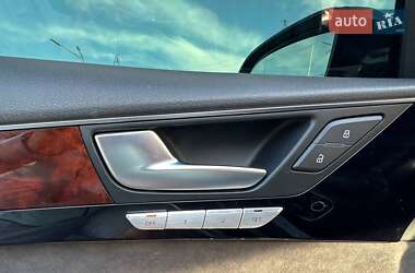 Седан Audi A8 2012 в 