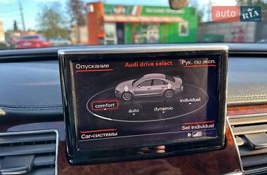 Седан Audi A8 2012 в 