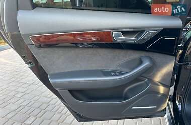 Седан Audi A8 2012 в 