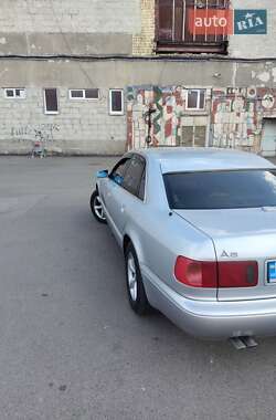 Седан Audi A8 1997 в 