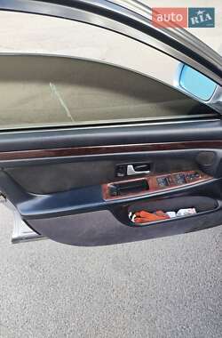 Седан Audi A8 1997 в 