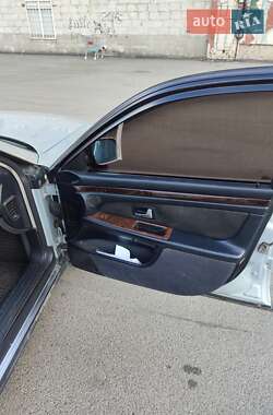 Седан Audi A8 1997 в 