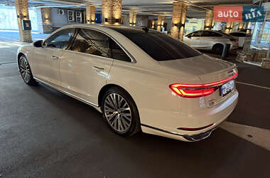 Седан Audi A8 2019 в 