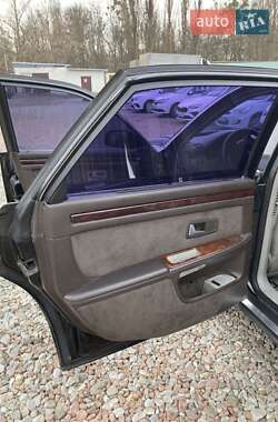 Седан Audi A8 2001 в 