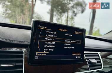 Седан Audi A8 2017 в 