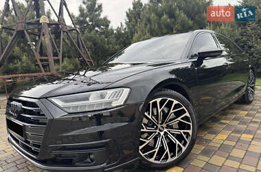 Седан Audi A8 2018 в Дніпрі