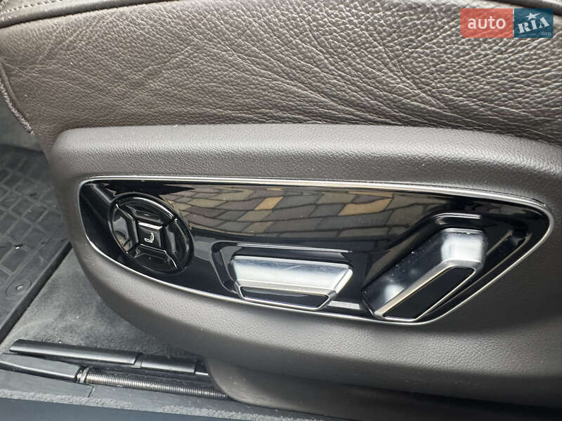 Седан Audi A8 2018 в Днепре