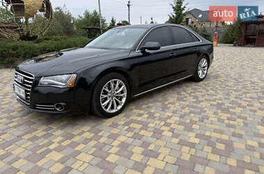 Седан Audi A8 2013 в Полтаве
