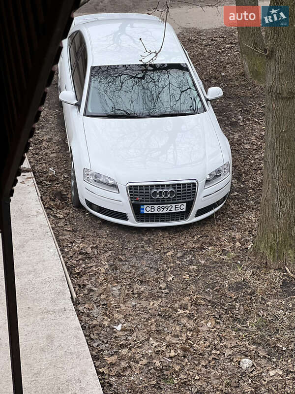 Седан Audi A8 2008 в Ніжині