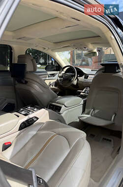 Седан Audi A8 2013 в 