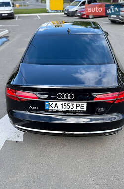 Седан Audi A8 2013 в 