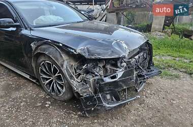 Седан Audi A8 2010 в Тячеві