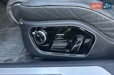 Седан Audi A8 2012 в 