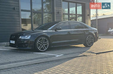 Седан Audi A8 2015 в 