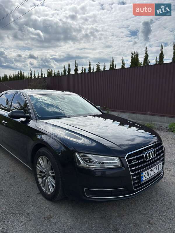 Седан Audi A8 2014 в Киеве