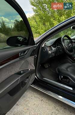 Седан Audi A8 2014 в 