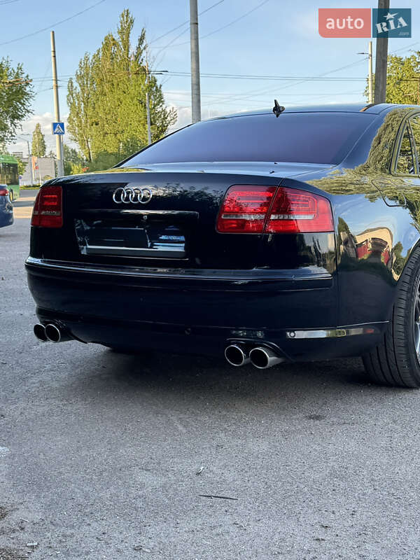 Седан Audi A8 2008 в Житомире