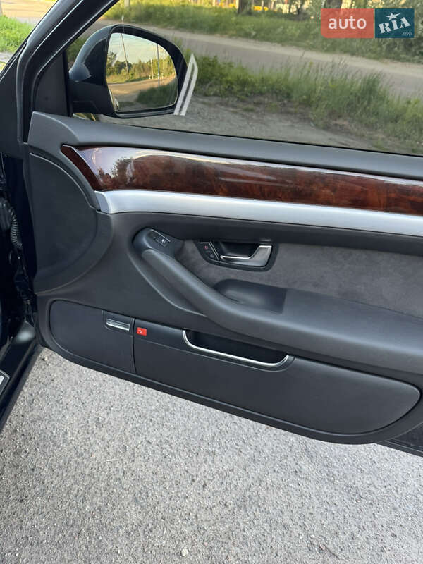 Седан Audi A8 2008 в Житомире