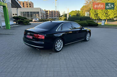 Седан Audi A8 2013 в 