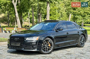 Седан Audi A8 2017 в Києві