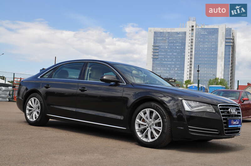 Седан Audi A8 2012 в Киеве