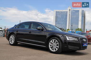 Седан Audi A8 2012 в 