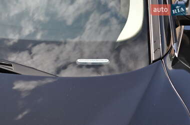 Седан Audi A8 2012 в 