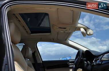 Седан Audi A8 2012 в 