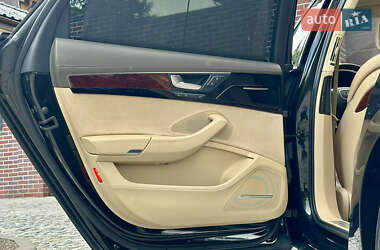 Седан Audi A8 2013 в 