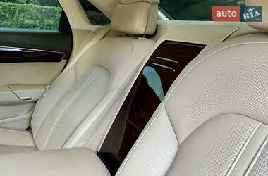 Седан Audi A8 2013 в 
