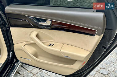 Седан Audi A8 2013 в 