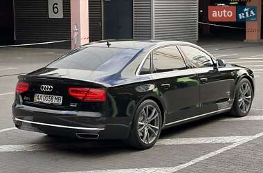 Седан Audi A8 2012 в 