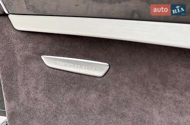 Седан Audi A8 2012 в 