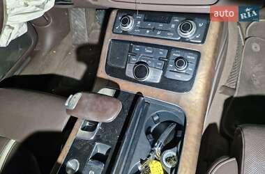Седан Audi A8 2010 в 