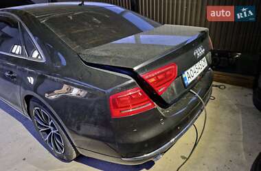 Седан Audi A8 2010 в 