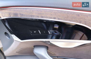 Седан Audi A8 2018 в 