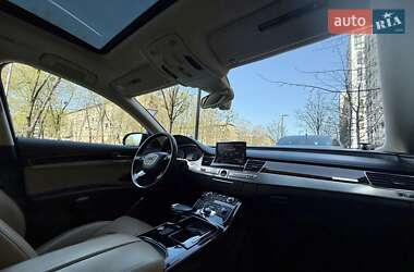 Седан Audi A8 2013 в 