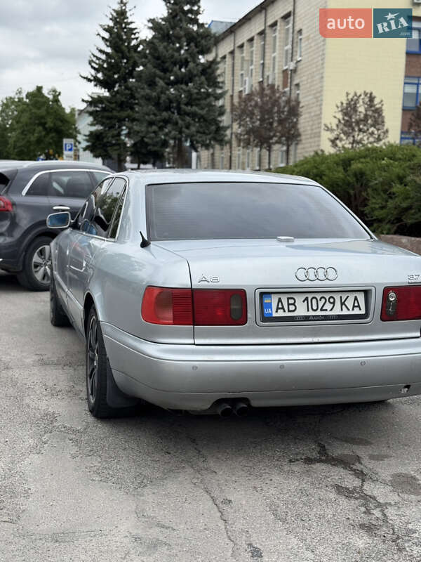 Седан Audi A8 1998 в Белой Церкви