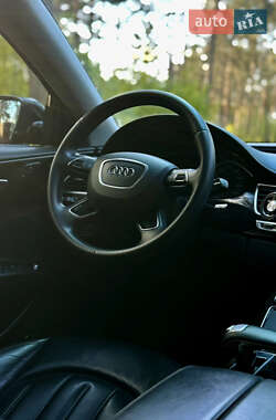 Седан Audi A8 2012 в 