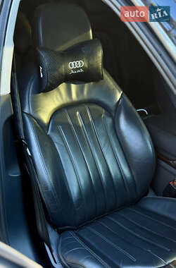Седан Audi A8 2012 в 