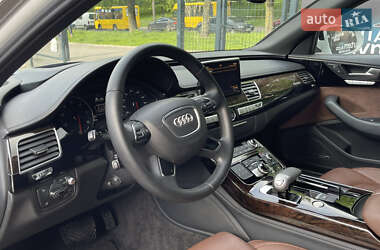 Седан Audi A8 2016 в 