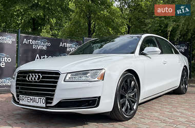 Седан Audi A8 2016 в 